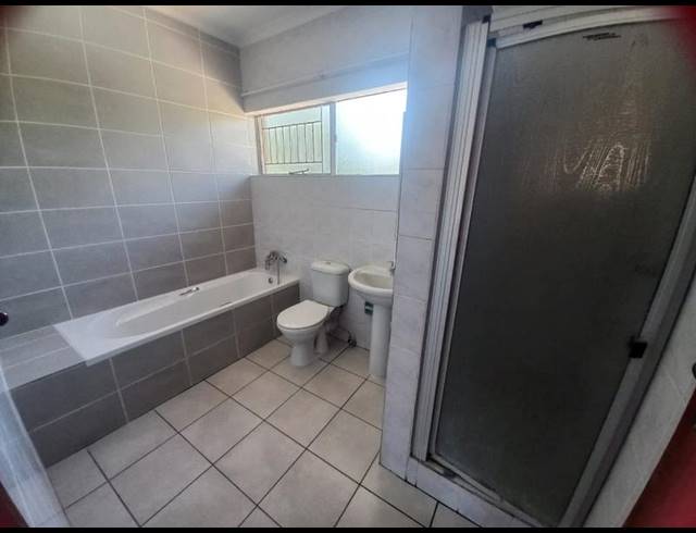 3 BEDROOM APARTMENT FOR SALE IN SASOLBURG CENTRAL